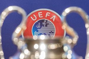 UEFA zögert mit Bewertung des Neymar-Transfers