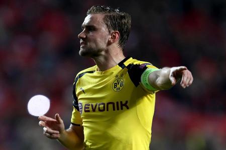 Obwohl Ex-Nationalspieler Schmelzer im Dortmunder Zauber-Ensemble als solider Arbeiter weniger auffällt, ist sein Status im ...