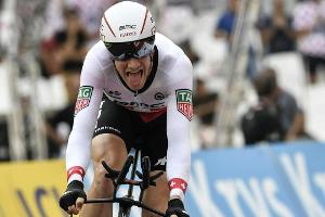 Küng gewinnt zweite Etappe der BinckBank Tour - Martin stürzt