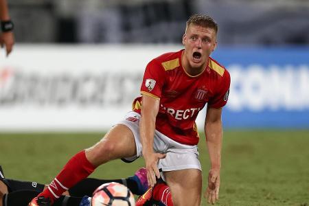 Der Mittelfeldspieler soll einem 'kicker'-Bericht zufolge noch in dieser Woche den Medizincheck beim VfB Stuttgart absolvier...