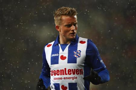 Laut 'Wolfsburger Nachrichten' bemüht sich der VfL um die Dienste von Offensivspieler Sam Larsson, sollte der Deal mit Wunsc...