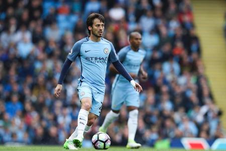 David Silva hat sich laut 'Elgoldigital' mit UD Las Palmas geeinigt. Demnach werde der Spanier nach seinem Vertragsende bei ...