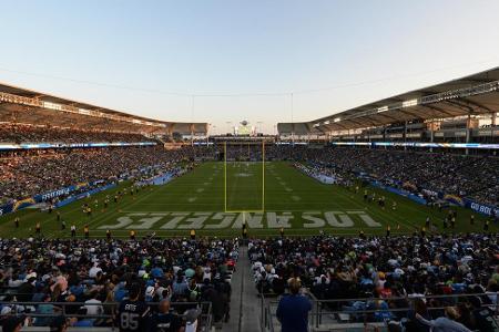 Seit dem Umzug nach L.A. tragen die Chargers ihre Heimduelle im 2003 eröffneten Dignity Health Sports Park aus. Die neue Wir...