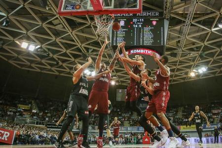 Basketball: Bayern strauchelt, Würzburg und Bayreuth marschieren weiter