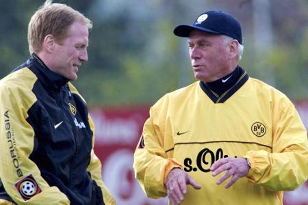 Nach zwei unscheinbaren Spielzeiten zwischen 1979 und 1981 verlässt Udo Lattek den BVB und wechselt ins Ausland. 19 Jahre sp...