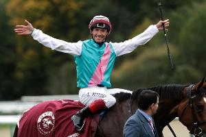 Favoritin Enable gewinnt Prix de l'Arc de Triomphe