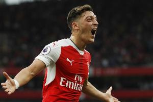 Geburtstagsgeschenk für Wenger: Özil trifft bei Arsenal-Sieg