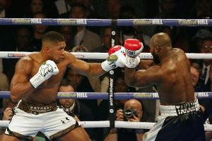 Boxen: Joshua bleibt Schwergewichts-Weltmeister
