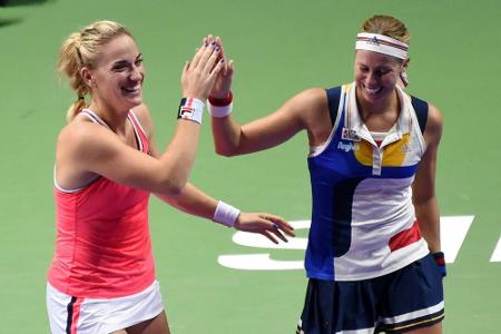 WTA-Finale: Babos/Hlavackova gewinnen Doppel-Titel WTA-Finale: Babos/Hlavackova gewinnen Doppel-Titel