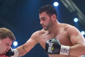 WM-Kampf von Boxer Charr perfekt
