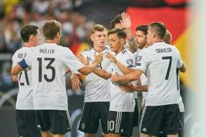 FIFA-Weltrangliste: Weltmeister Deutschland bleibt Erster