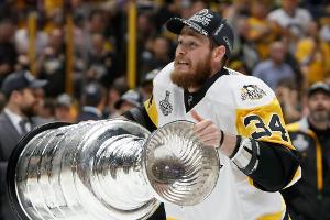 Kühnhackl verpasst mit Pittsburgh Sprung an die Tabellenspitze