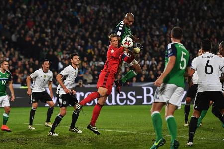 Einen glanzlosen 2:0-Arbeitssieg feiert die deutsche Elf anschließend gegen Nordirland. Nach einem frühen Doppelschlag durch...