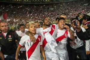 Peru löst letztes WM-Ticket - Farfan trifft