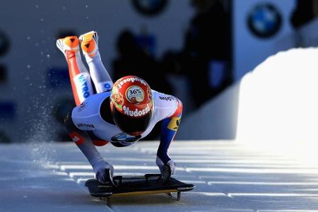 Weltmeisterin Lölling gewinnt in Whistler