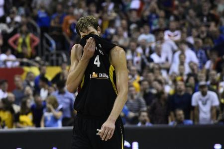 Weiter Frust bei Nowitzki und Schröder - Erfolge für Theis und Zipser Weiter Frust bei Nowitzki und Schröder - Erfolge für Theis und Zipser