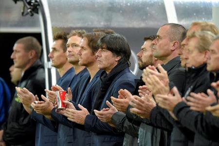DFB: Trauerflor und Schweigeminute für Hans Schäfer beim Länderspiel in Köln