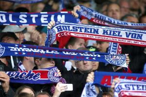 Kiel festigt die Tabellenspitze