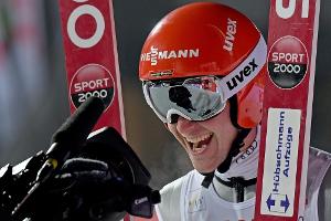 Skispringen: Leyhe überrascht als Zweiter der Qualifikation