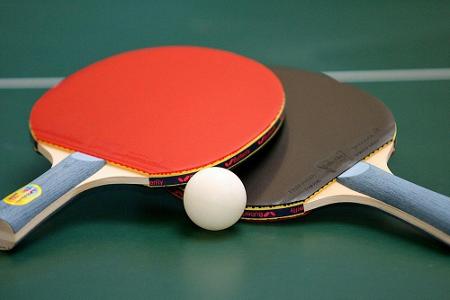 Tischtennis: Ochsenhausen verliert gegen La Romagne Tischtennis: Ochsenhausen verliert gegen La Romagne