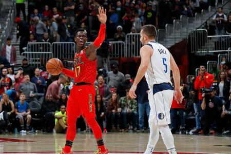 Starker Schröder gewinnt deutsches NBA-Duell gegen Nowitzki Starker Schröder gewinnt deutsches NBA-Duell gegen Nowitzki