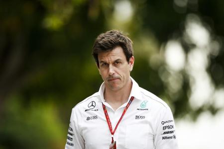 Wolff stützt Wehrlein: Wolff stützt Wehrlein: