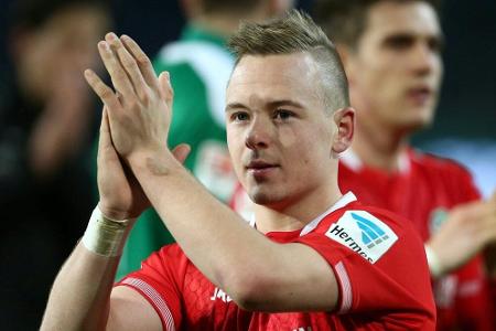 Fürth leiht Hinds und Bech aus Fürth leiht Hinds und Bech aus