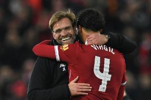 FA Cup: Liverpool dank Rekordmann van Dijk weiter - United siegt glanzlos