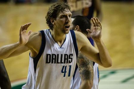 NBA: Mavericks verlieren mit schwachem Nowitzki gegen die Lakers NBA: Mavericks verlieren mit schwachem Nowitzki gegen die Lakers