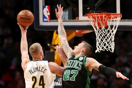 NBA: Theis und Boston feiern knappen Sieg