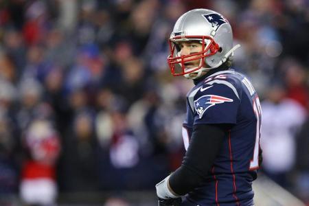 NFL-Halbfinale: Angeschlagener Brady soll spielen NFL-Halbfinale: Angeschlagener Brady soll spielen