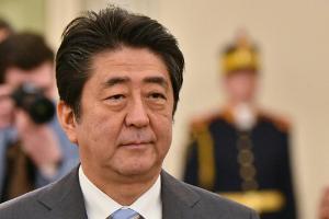Trotz politischer Querelen: Japans Premierminister will Olympia besuchen