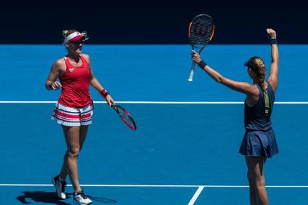 Mladenovic und Babos gewinnen Damendoppel in Melbourne Mladenovic und Babos gewinnen Damendoppel in Melbourne