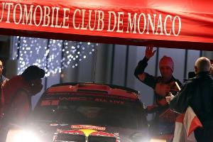 Rallye Monte Carlo: Ogier übernimmt zum Auftakt die Führung