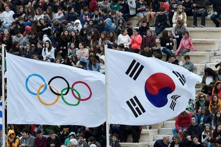 Süd- und Nordkorea einigen sich auf gemeinsames Eishockeyteam Süd- und Nordkorea einigen sich auf gemeinsames Eishockeyteam