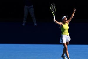 Wozniacki wehrt zwei Matchbälle ab und verhindert frühes Aus