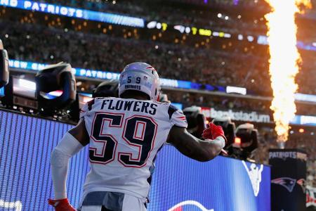 Die Patriots reisten als Favorit nach Minneapolis. Doch bereits beim Einlaufen zeigte sich ein klarer Sympathien-Vorteil auf...