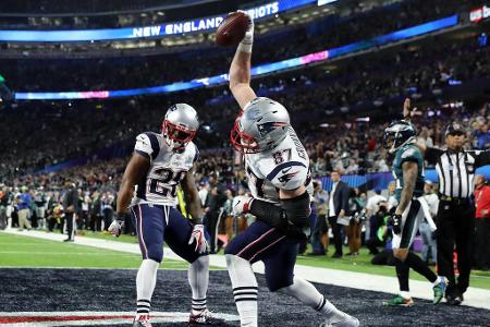 Rob Gronkowski fing seinen zwölften Touchdown in den diesjährigen Playoffs. Die Patriots kamen auf einen Punkt ran.