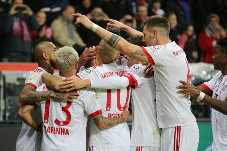 Bayern nimmt die Pokal-Hürde Paderborn souverän