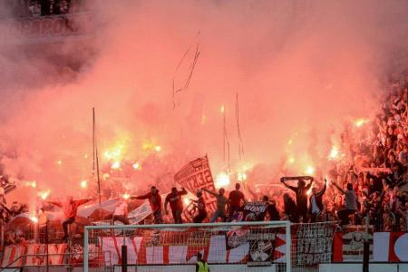 Erneut Ärger mit den Fans: 50.000 Euro Geldstrafe für den 1. FC Köln Erneut Ärger mit den Fans: 50.000 Euro Geldstrafe für den 1. FC Köln