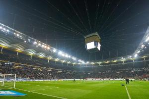 Beim Spiel Frankfurt-Leipzig: Fan verstirbt nach Herzattacke