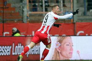Niederlage trotz Führung: Düsseldorf patzt in Berlin