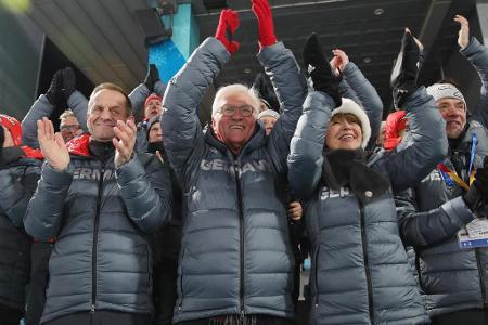 Bundespräsident Steinmeier glänzt als Glücksbringer Bundespräsident Steinmeier glänzt als Glücksbringer