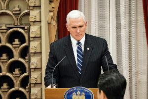 Pence will keine Propaganda bei Olympia, Kim Jong Uns Schwester kündigt Besuch an