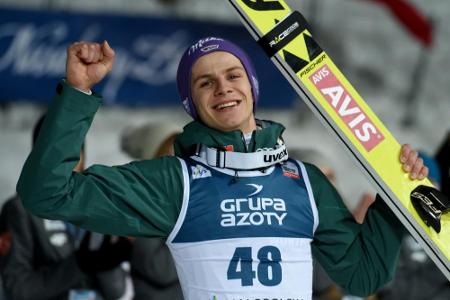 Wellinger mit Stoch Topfavorit auf Skisprung-Gold