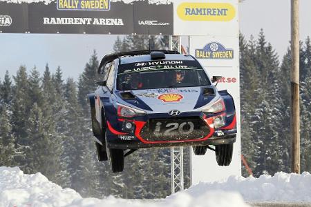 Rallye Schweden: Ogier mit Schadensbegrenzung bei Neuville-Sieg