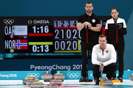 Zum ersten Mal werden bei Olympischen Spielen Medaillen in einer Mixed-Konkurrenz im Curling vergeben. Das kleine Finale gew...