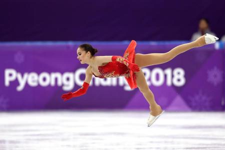 Eiskunstlauf-Europameisterin Alina Zagitova holt für die Olympischen Athleten aus Russland die erste Goldmedaille in Pyeongc...