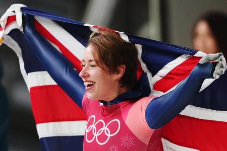 Das ist mal 'ne Überraschung! Bis kurz vor Ende liegt die Österreicherin Janine Fock bei den Skeleton-Frauen ganz vorne. Im ...