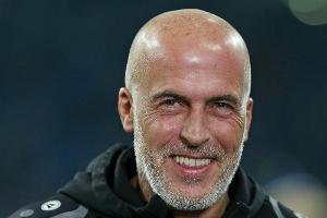 Nachfolger des erkrankten Strasser: Frontzeck ist neuer FCK-Trainer